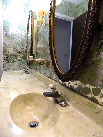 1306 Broadway Street, Rolla, MO 65401