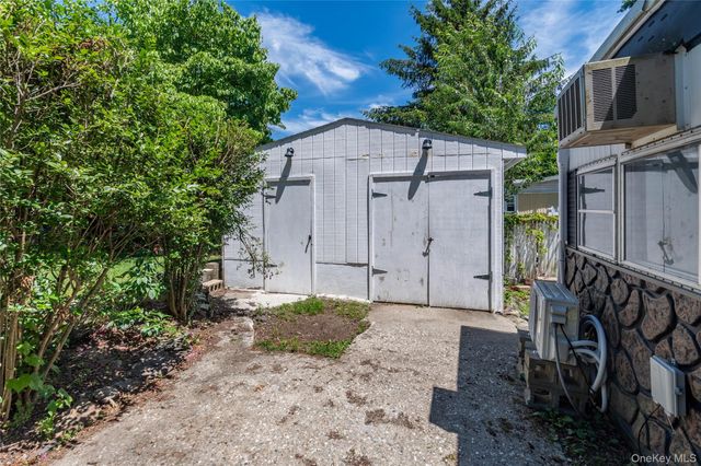 165 Lattintown Road 60, Marlboro, NY 12550