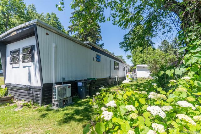 165 Lattintown Road 60, Marlboro, NY 12550