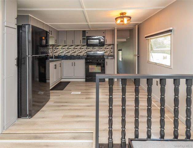 165 Lattintown Road 60, Marlboro, NY 12550