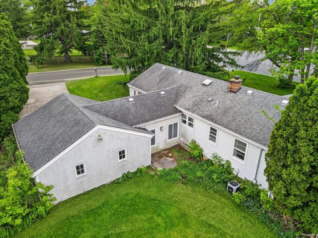 5625 Lincoln Avenue, Lisle, IL 60532