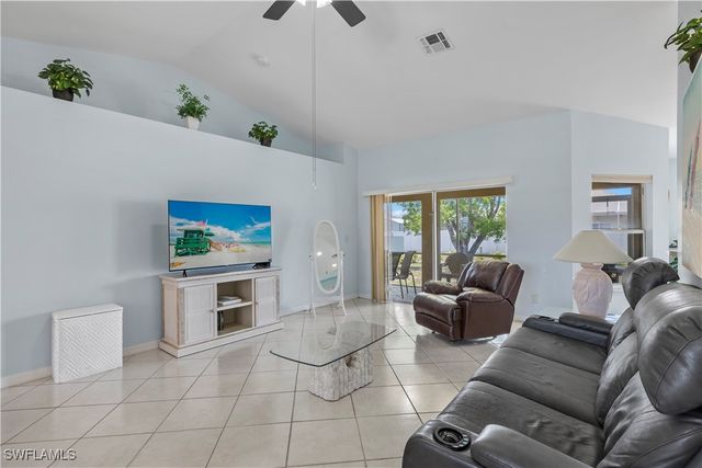 1708 Diplomat PKWY W, Cape Coral, FL 33993