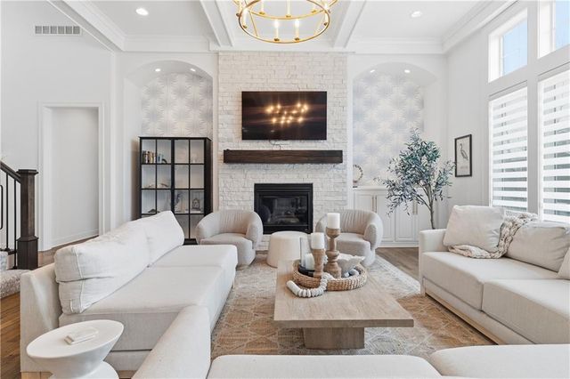 16120 Paradise Street, Overland Park, KS 66221