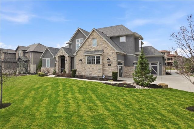 16120 Paradise Street, Overland Park, KS 66221