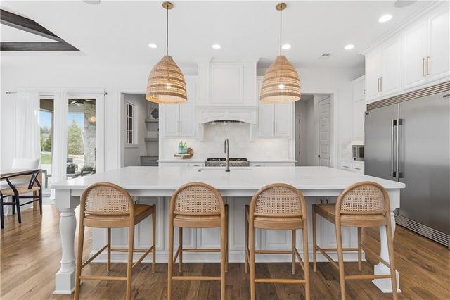 16120 Paradise Street, Overland Park, KS 66221