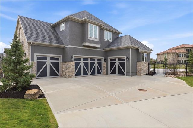 16120 Paradise Street, Overland Park, KS 66221