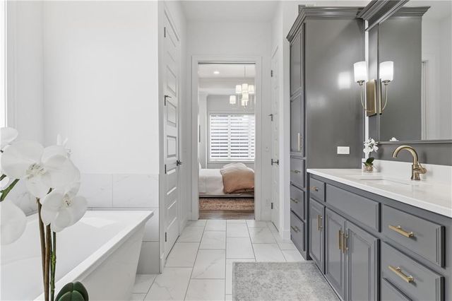 16120 Paradise Street, Overland Park, KS 66221