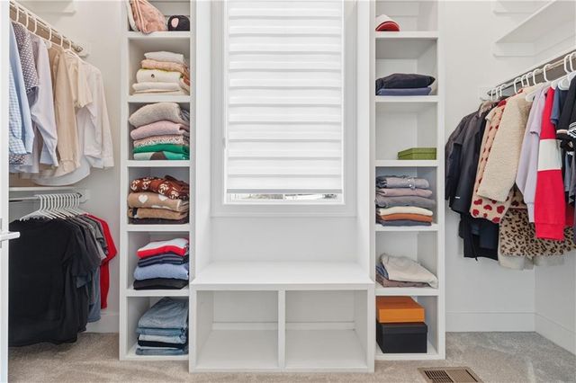 16120 Paradise Street, Overland Park, KS 66221