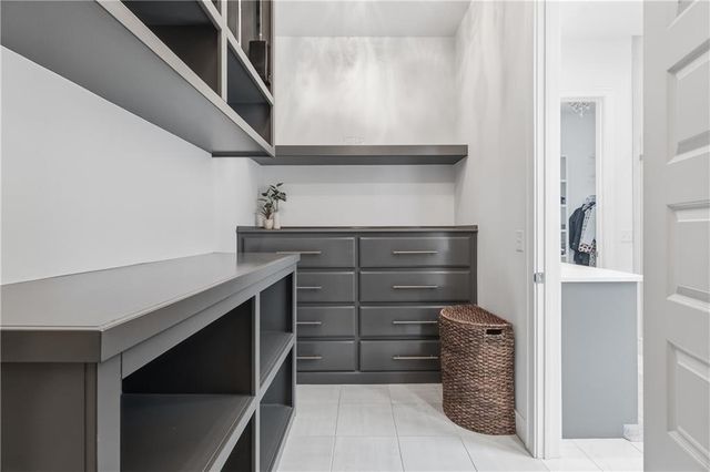 16120 Paradise Street, Overland Park, KS 66221