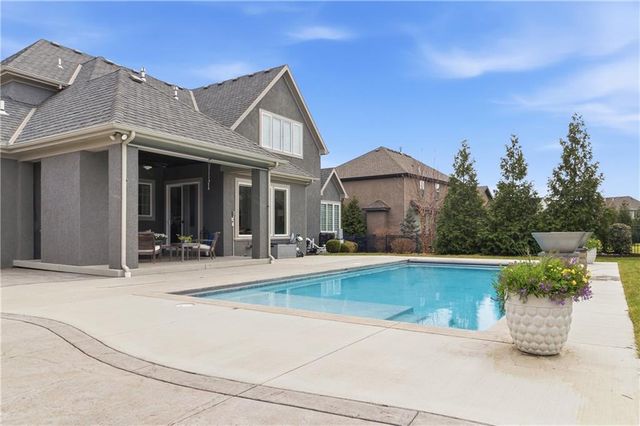 16120 Paradise Street, Overland Park, KS 66221