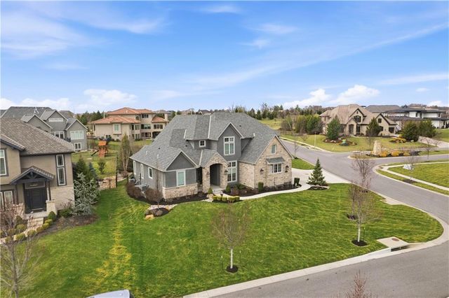 16120 Paradise Street, Overland Park, KS 66221