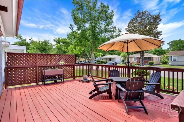 2218 Hanson Street, Savannah, GA 31404