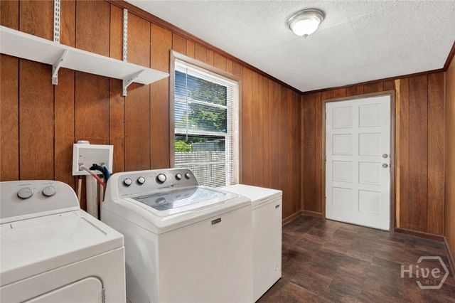 2218 Hanson Street, Savannah, GA 31404