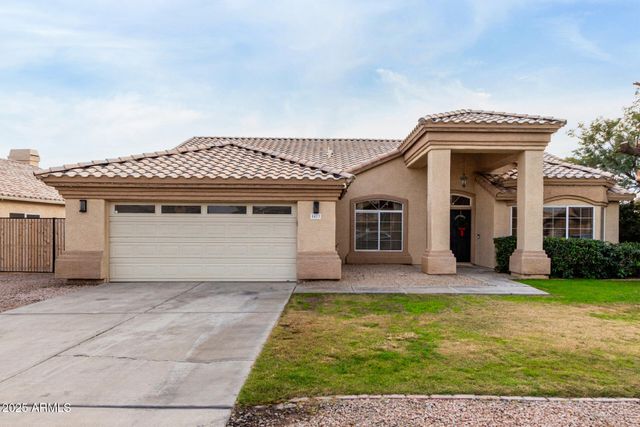 8413 W WILLOWBROOK Drive, Peoria, AZ 85382