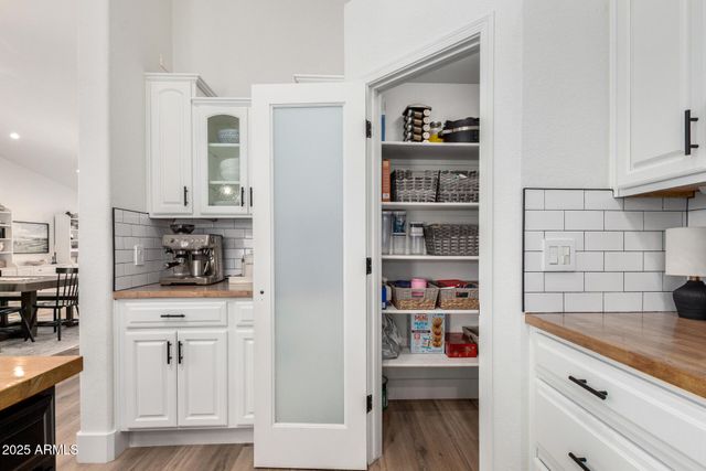 8413 W WILLOWBROOK Drive, Peoria, AZ 85382