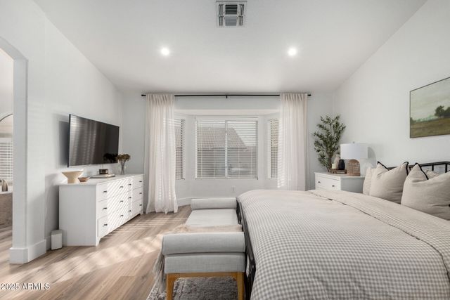 8413 W WILLOWBROOK Drive, Peoria, AZ 85382