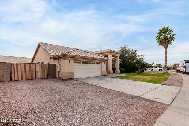 8413 W WILLOWBROOK Drive, Peoria, AZ 85382