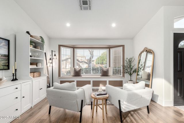 8413 W WILLOWBROOK Drive, Peoria, AZ 85382