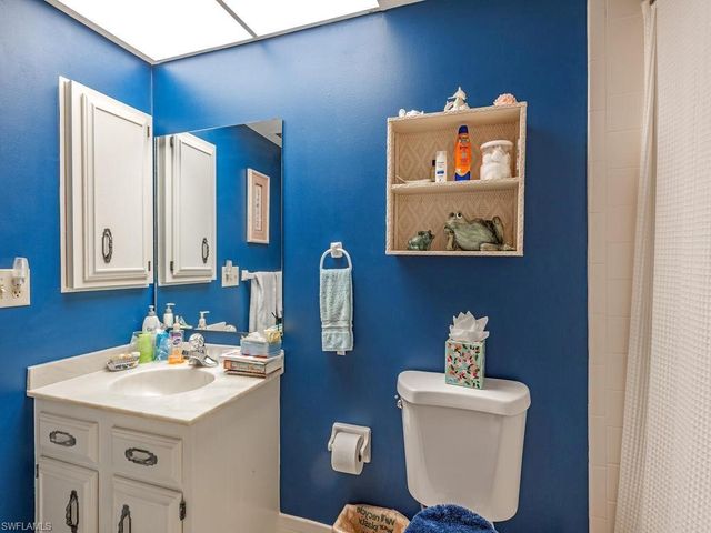 406 Bristle Cone LN 4, Naples, FL 34113