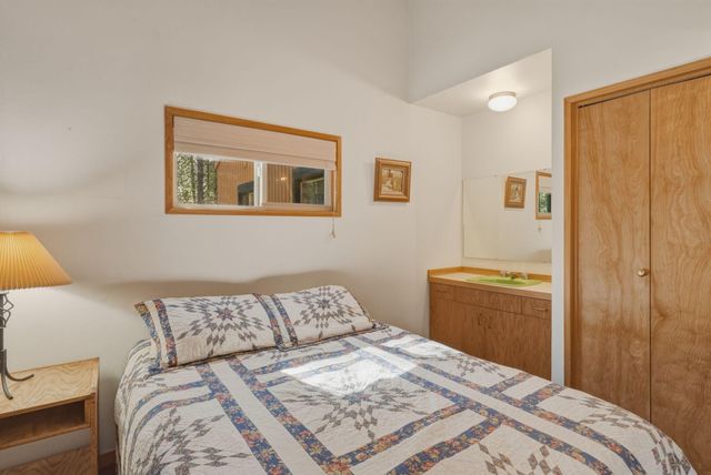 13137 Hawks Beard GH 129, Black Butte Ranch, OR 97759