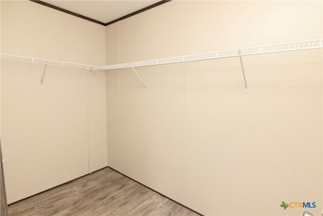 217 Wood Glen Drive, Gatesville, TX 76528