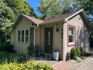 121 Woody Way, Oakwood Hills, IL 60013