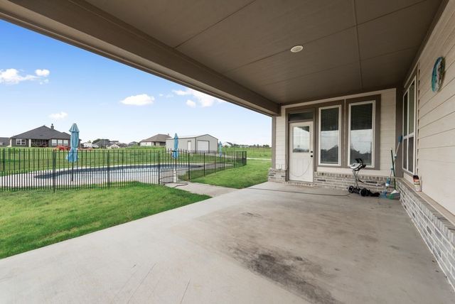 6016 Ember Crest Drive, Weatherford, TX 76085