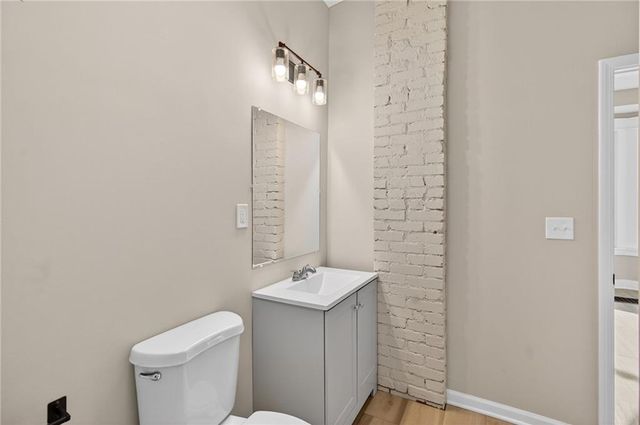 2411 Park Avenue, Kansas City, MO 64127