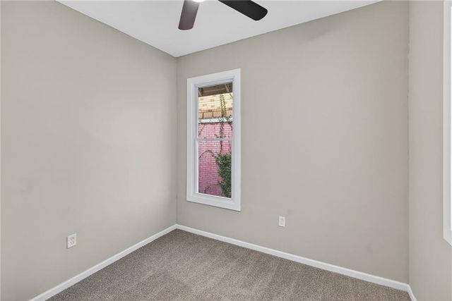 2411 Park Avenue, Kansas City, MO 64127