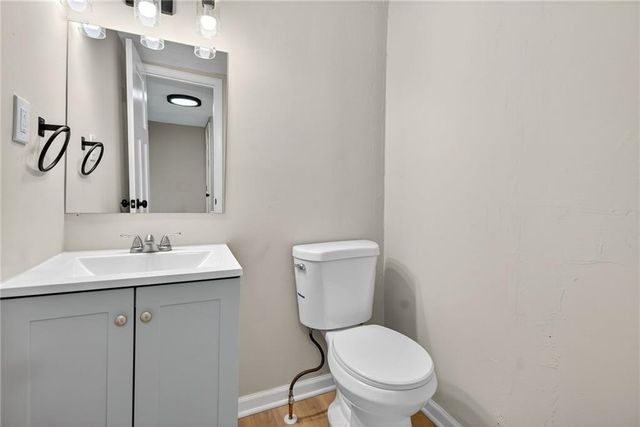 2411 Park Avenue, Kansas City, MO 64127