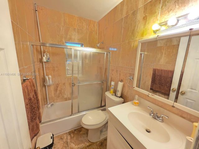 530 NE 132nd Ter, North Miami, FL 33161