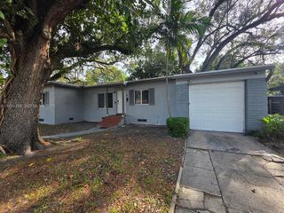 530 NE 132nd Ter, North Miami, FL 33161