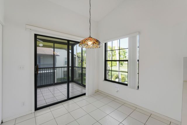 3254 Jog Park Drive, Greenacres, FL 33467