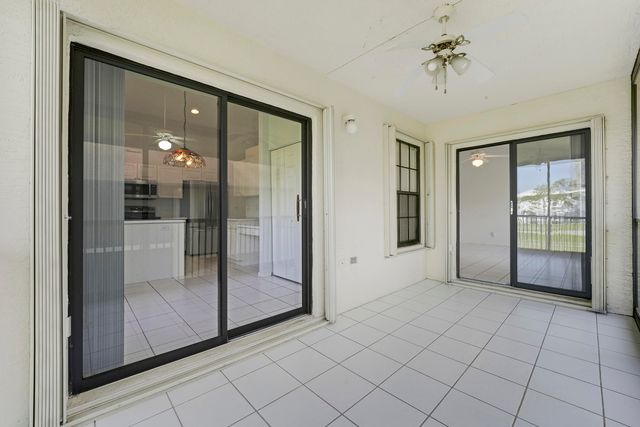 3254 Jog Park Drive, Greenacres, FL 33467