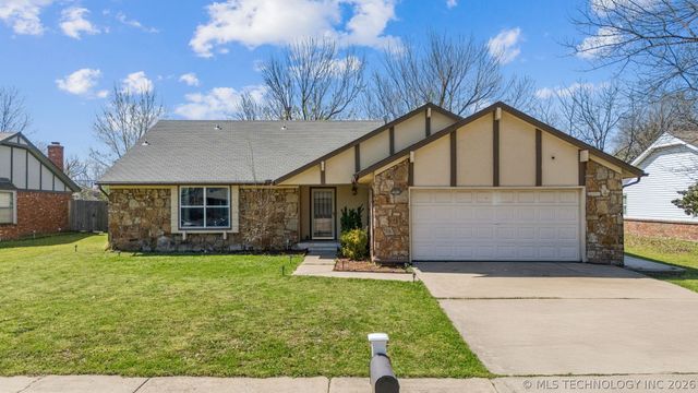 3866 S 98th Avenue, Tulsa, OK 74146