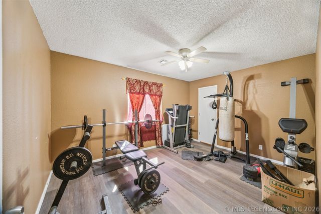 3866 S 98th Avenue, Tulsa, OK 74146