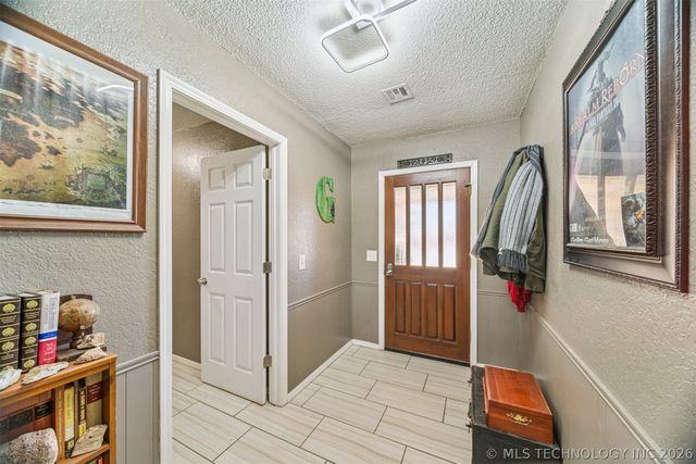 3866 S 98th Avenue, Tulsa, OK 74146