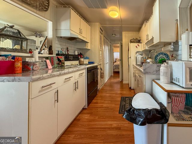 988 Mountain Shadows Drive, Cleveland, GA 30528