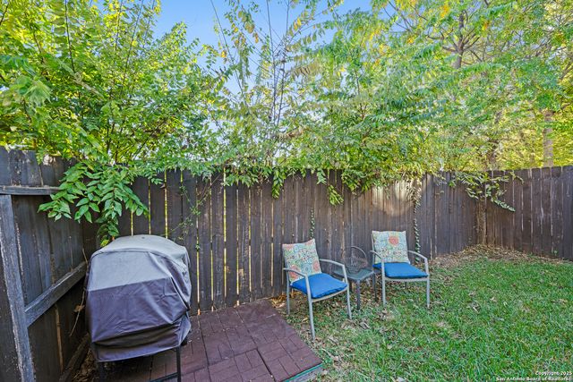 3202 Eisenhauer Rd Unit 702, San Antonio, TX 78209