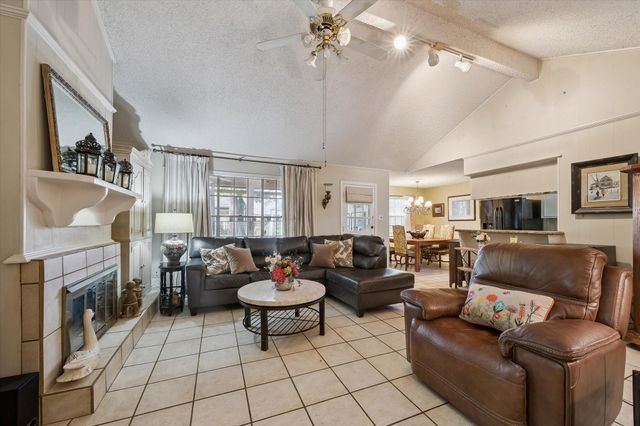 11102 Melba Lane, Houston, TX 77041