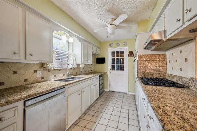 11102 Melba Lane, Houston, TX 77041