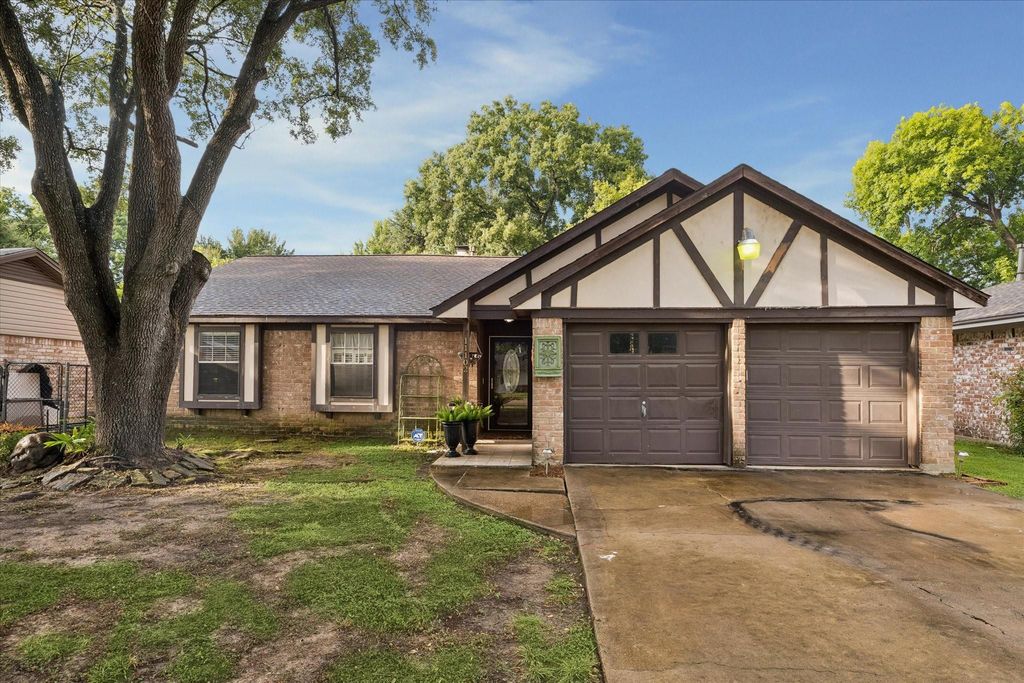 11102 Melba Lane, Houston, TX 77041