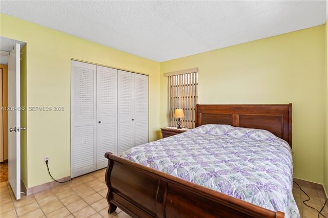 8530 Byron Ave 302, Miami Beach, FL 33141
