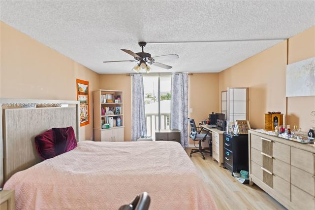 8530 Byron Ave 302, Miami Beach, FL 33141