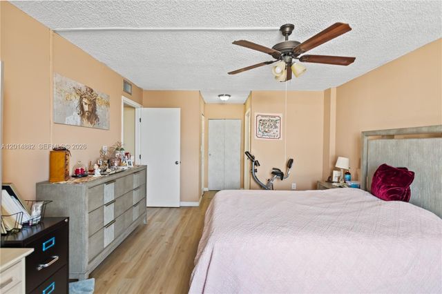 8530 Byron Ave 302, Miami Beach, FL 33141