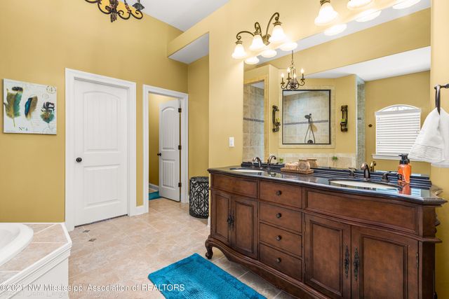 8036 Betty Browning Pass, Olive Branch, MS 38654