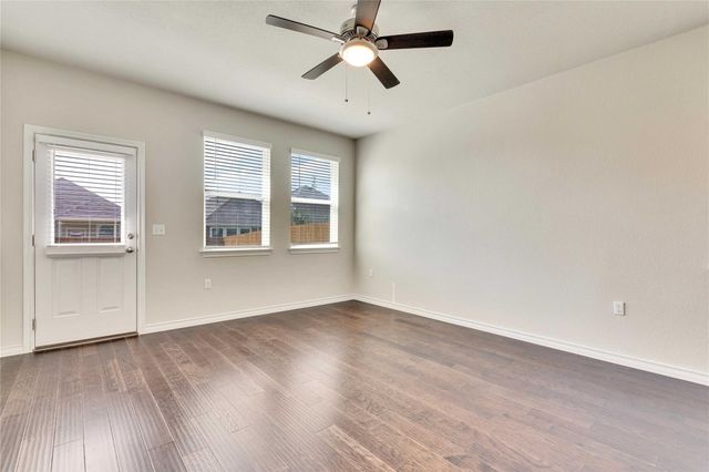 12121 Cimaizon DR, Austin, TX 78725