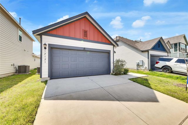 12121 Cimaizon DR, Austin, TX 78725
