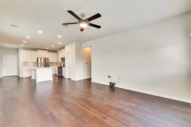 12121 Cimaizon DR, Austin, TX 78725