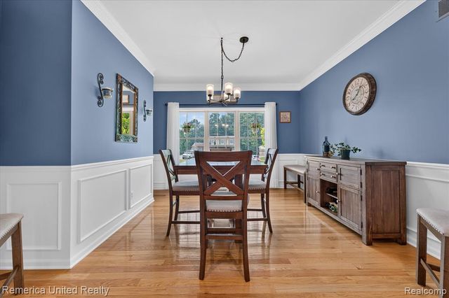 6169 Bay Court, Waterford, MI 48327